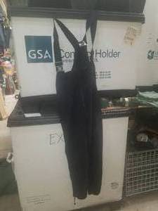 lot 260 image: US MILITARY POLARTEC BLACK FLEECE OVERALLS