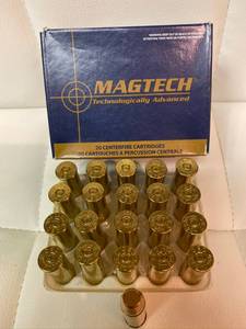 lot 26 image: Magtech  20 Centerfire cartidges (21 total) 454 Casull