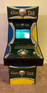 lot 44 image: Golden Tee Arcade Machine