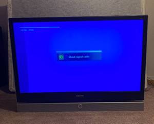 lot 46 image: Samsung 56 TV