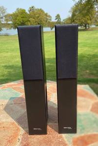 lot 83 image: 2 Dahlton Speaker