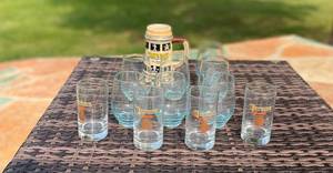 lot 91 image: 7 glasses, 1 Pirate flag, St Thomas Stein