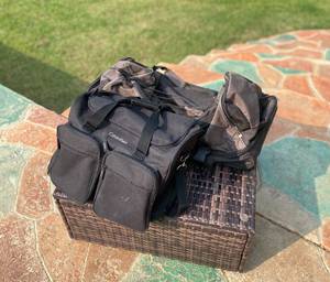 lot 95 image: Luggage 2 bags