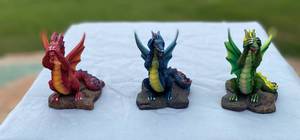 lot 116 image: 3 Collectable Dragons