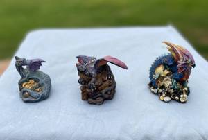 lot 123 image: 3 Collectable Dragons