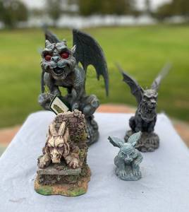 lot 127 image: 4 Gargoyles