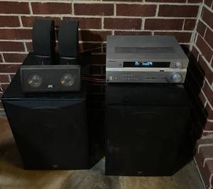 lot 240 image: Pioneer Stereo and Speakers