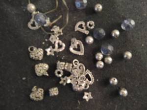 lot 371 image: Bracelet beads &charms hearts ready to be restrung
