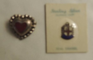 lot 378 image: .925 silver heart with red center 1 7R136 and Sterling silver London charm new