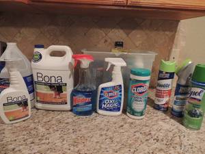 lot 138 image: Carpet cleaner, disinfecting wipes, bona floor and more