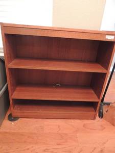 lot 240 image: BROWN SHELF UNITS - 3 TIER 36 X 36 X 12  QTY 2