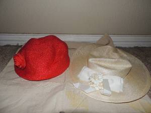 lot 100 image: 2 Liz Claiborne designer hats