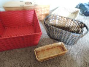 lot 106 image: Assorted wicker baskets