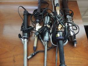 lot 131 image: Conair curling irons small and big