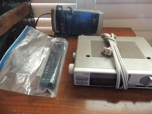 lot 97 image: Emerson research radio and alarm clock Sony AMFM radio alarm
