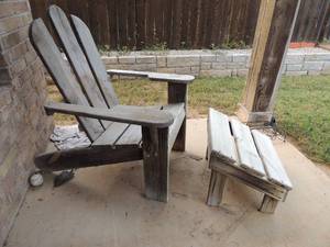 lot 382 image: WOODEN  OUTDOOR CHAIR WITH FOOT REST