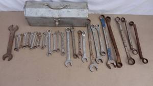 lot 61 image: Lot of 28 wrenches with tool box.  Various sizes and brands - Craftsman, Williams, Thorsen & more