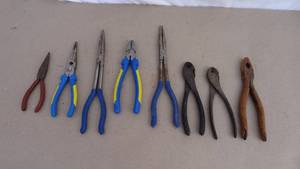 lot 63 image: Lot of 8 hand tools - needle nose pliers & snips