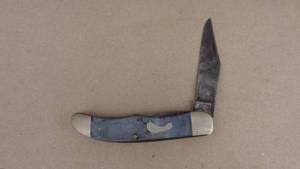 lot 65 image: Vintage Imperial Frontier 4624 pocket knife