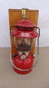 lot 129 image: Vintage 1964 Coleman model 200A lantern w wooden case
