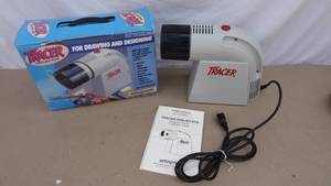 lot 134 image: Tracer Artograph projector