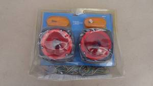 lot 149 image: Trailer light kit