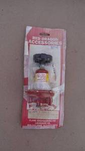 lot 170 image: Red Dragon R-567 C LP-Gas Regulator