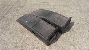 lot 188 image: Rhino Ramps, 2,000 lbs