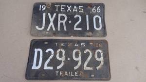 lot 190 image: Lot of 2 1966 Texas license plates