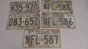 lot 193 image: Lot of 5 1969 Texas license plates