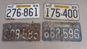 lot 200 image: Lot of 4 1966 Missouri license plates