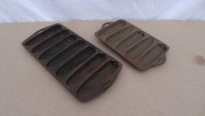 lot 212 image: Lot of 2 cast iron corn bread pans