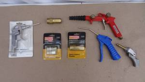 lot 246 image: Lot of pneumatic fittings and accessories
