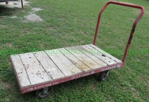 lot 381 image: Commercial industrial flat cart