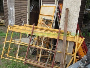 lot 276 image: Bil-Jax and Web-Tex scaffolding equipment as shown