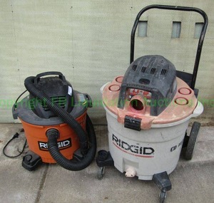 lot 21 image: Ridgid wet dry vacs two count