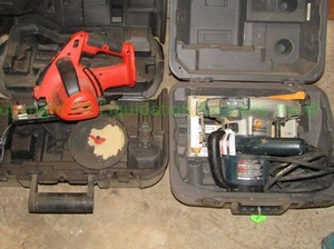 lot 54 image: Ryobi 7.25 circular saw model CSB140LZ and Black & Decker firestorm circular saw