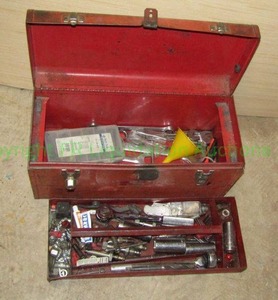 lot 69 image: Assorted tools and tool box as shown