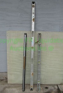 lot 123 image: Pro smart level digital contractors level and 2 standard levels