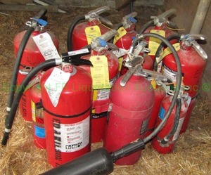 lot 141 image: Assorted fire extinguishers