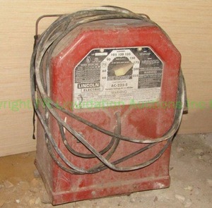 lot 209 image: Lincoln Arc welder model AC-225-S