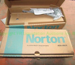 lot 222 image: Norton 7500 series non-hold open door closers, 2 count