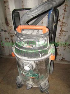 lot 334 image: Ridgid SNR wet  dry shop vac