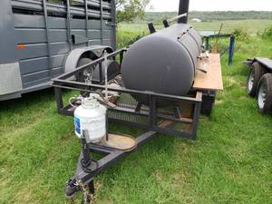 lot 1 image: Custom Fabricated Propane Barbecue Smoker Trailer (Bill of Sale)  610 x 116