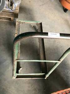lot 319 image: Green Folding Chair Transport