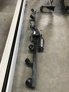 lot 331 image: 6 LED Lights on Uni-Strut