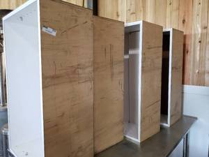 lot 370 image: 4 White Cabinets with 3 Shelves (W36 x D12 x H22 approx.)