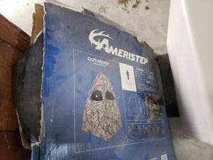 lot 414 image: Ameristep Out House Realtree Edge