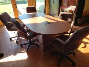 lot 503 image: Conference Table (W44 x D94.5 x H29.5) and 6 Upholstered Office Chairs with Armrests on wheels