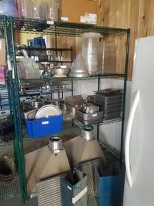lot 198 image: Metro Rack Shelving Unit (W52 x D24 x H76 approx.) Shelf Only, contents not included